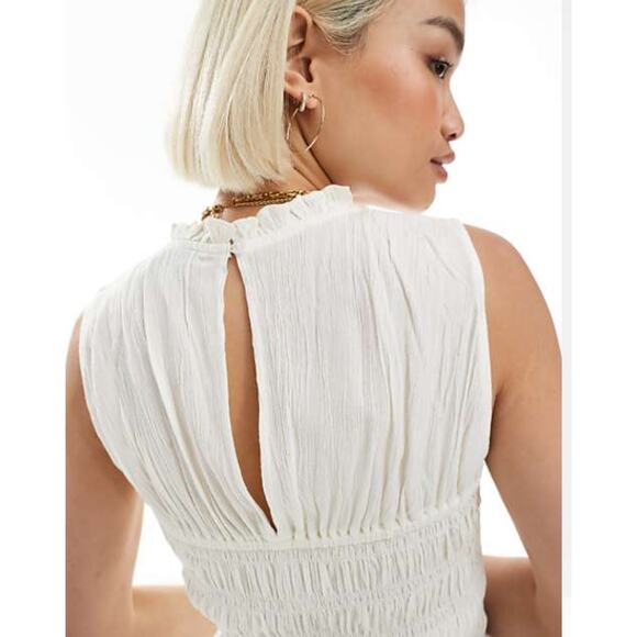 asos mock neck cream tank - Picture 5 of 7